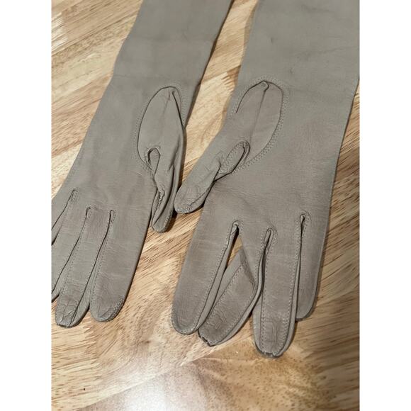 Vintage Dainty Long Leather Gloves Taupe Small JL - Picture 2 of 14